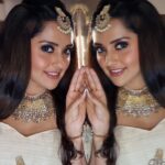 Mahima Nambiar Instagram - I love what I see in the mirror ❤️ Make up , hair styling & photography beautifully handled by the lovely @rachelstylesmith #mirrorphotography #mirrorimage #mirrorclick #vanityvanclick #dressedup #workmode #poser #double