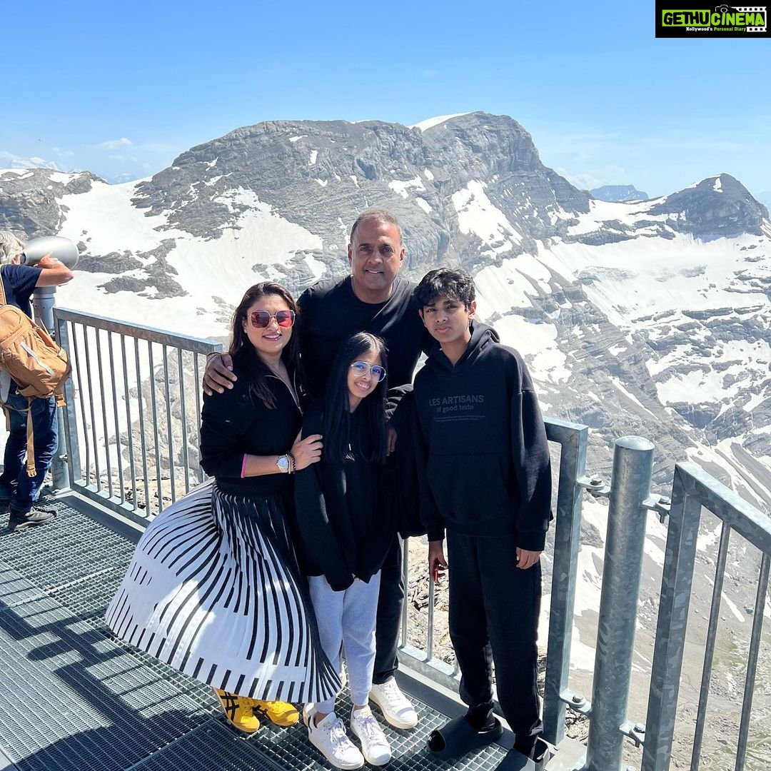 Malavika Instagram - Wherever you are, Be all thereš„° Glacier 3000