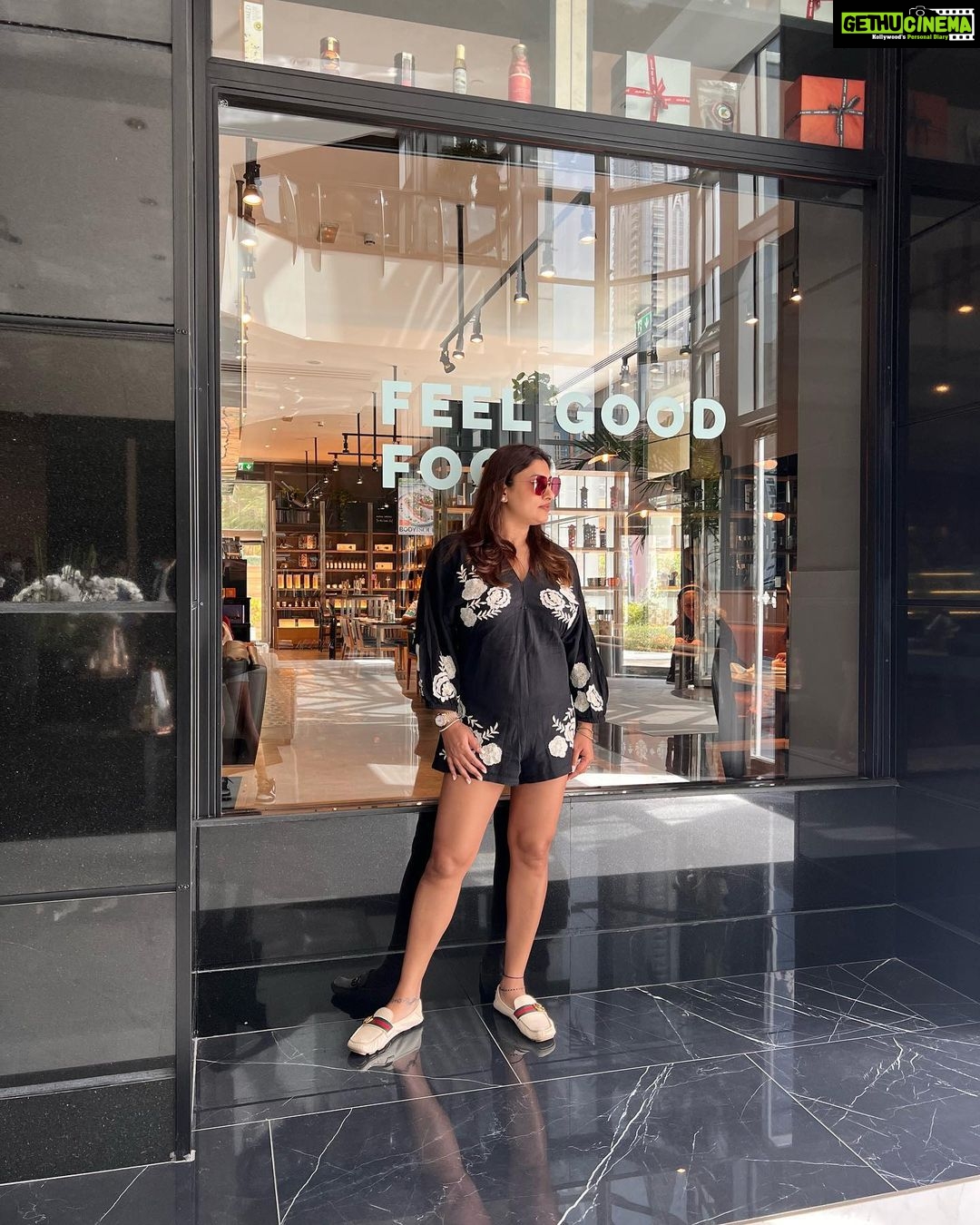 Malavika Instagram - THERE SHE GOES….THERE SHE GOES AGAIN🎶 Dusit Thani Dubai
