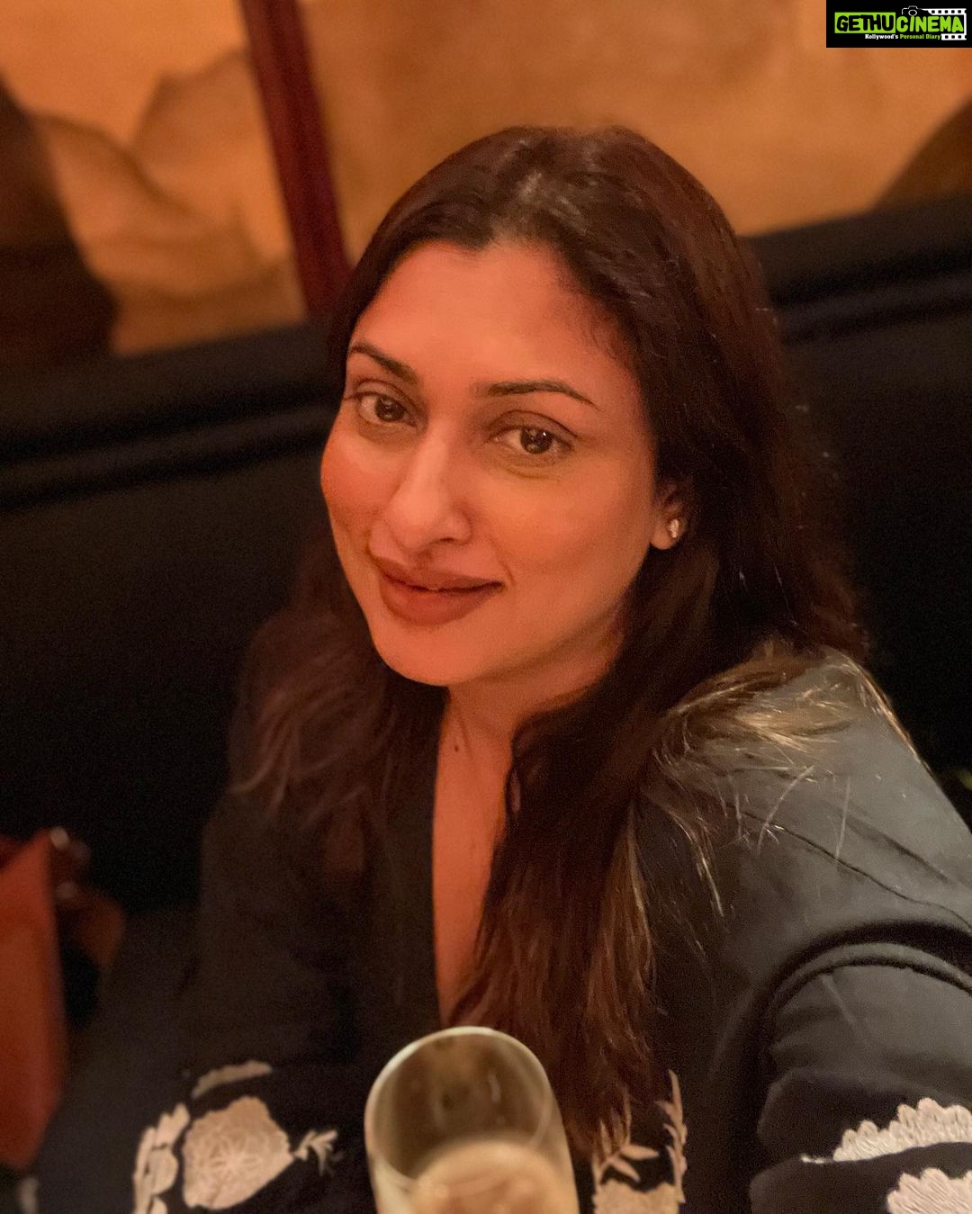 Malavika Instagram - Let’s drink to nothing in particularđŸ¥‚ Jumeirah Emirates Towers