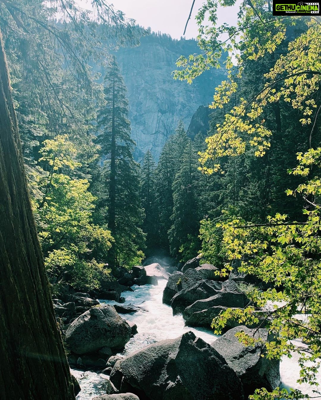 Malavika Mohanan Instagram - Spent an entire day doing the #MistTrail hike in Yosemite National Park๐, this gorgeous trail is scattered with breathtaking waterfalls, stunning view points, big old beautiful trees, cute squirrels ๐ฟ, and the gorgeous rainbow I got to see was the cherry on top ๐ Mist Trail, Yosemite National Park