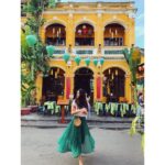 Malavika Mohanan Instagram - #vietnam 🌺