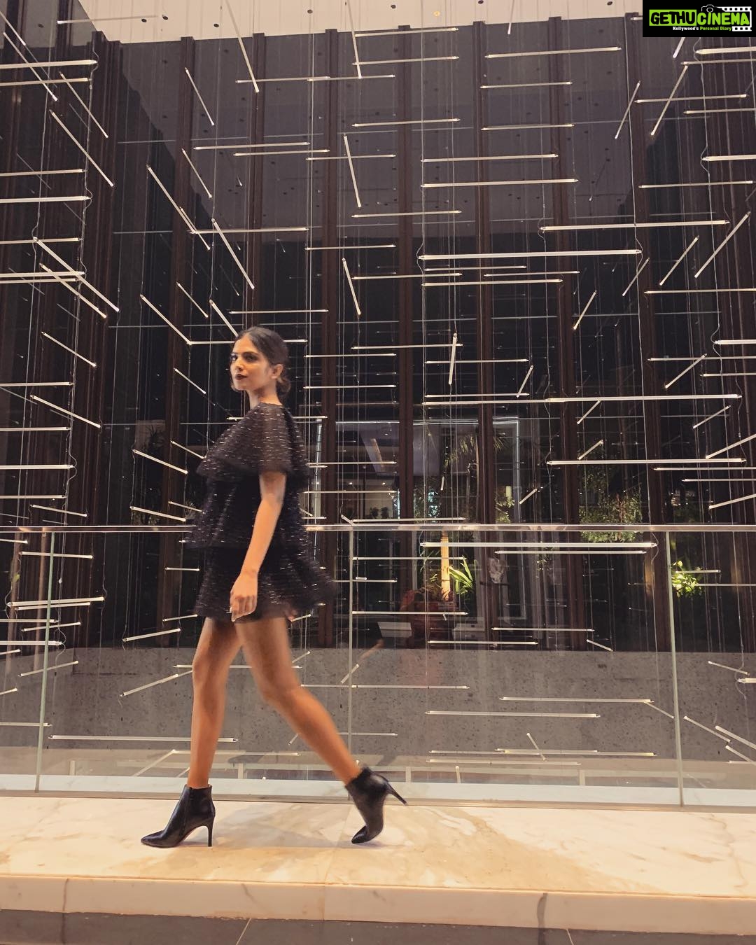 Malavika Mohanan Instagram - Walking towards biryani like🕴🏻