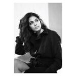 Malavika Mohanan Instagram - “Wherever you are, and whatever you do, be in love” 🖤 .