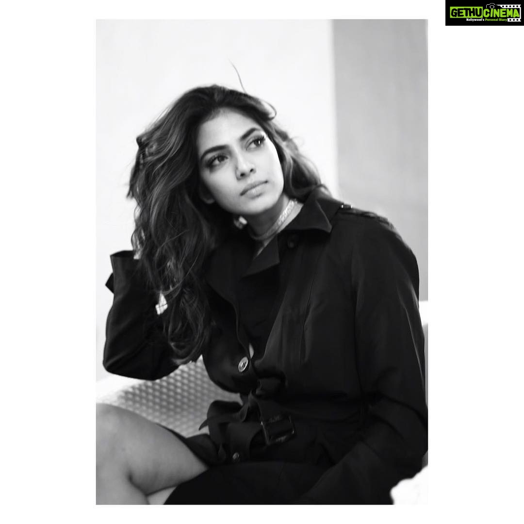 Malavika Mohanan Instagram - “Wherever you are, and whatever you do, be in love” 🖤 .