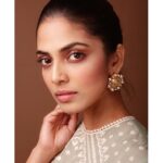 Malavika Mohanan Instagram – 📸 @sameerdhalwani 
Styled by @stylisttsahilgulati Assisted by @chintan_shah1998 
Outfit @sahilkochar 
@theitembomb 
Shoes @lkbennettlondon 
Earrings @radhikaagrawalstudio 
Makeup @makeupbymehz 
Hair @mayurinalli_h_mua .