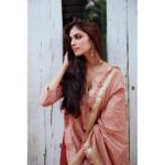 Malavika Mohanan Instagram – Early morning shoot results into early morning insta action