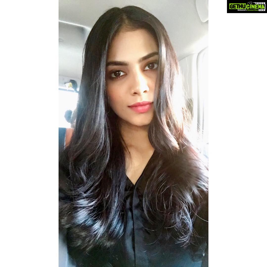 Malavika Mohanan Instagram - @mehakoberoi hair ♥️