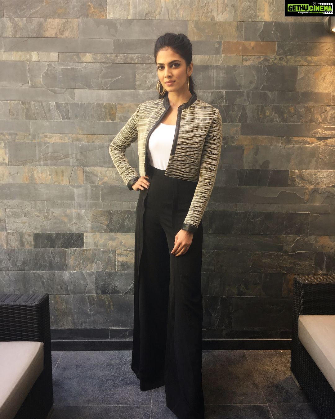 Malavika Mohanan Instagram - Promotions for 'Beyond the clouds' ✨💃 Styled by @krsna_m_ Jacket @lecoanethemant Pants @lolabysumanb Earrings @shopeurumme Shoes @louboutinworld Makeup @_pratikshanair_