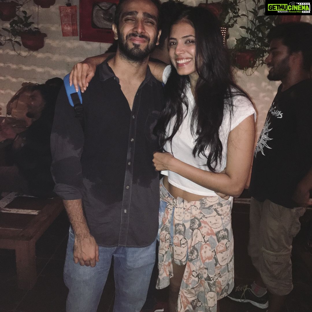 Malavika Mohanan Instagram - @adityamohanan 👫 Khar Social