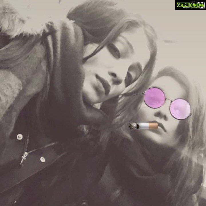 Malavika Mohanan Instagram - #thuglife #bffswag