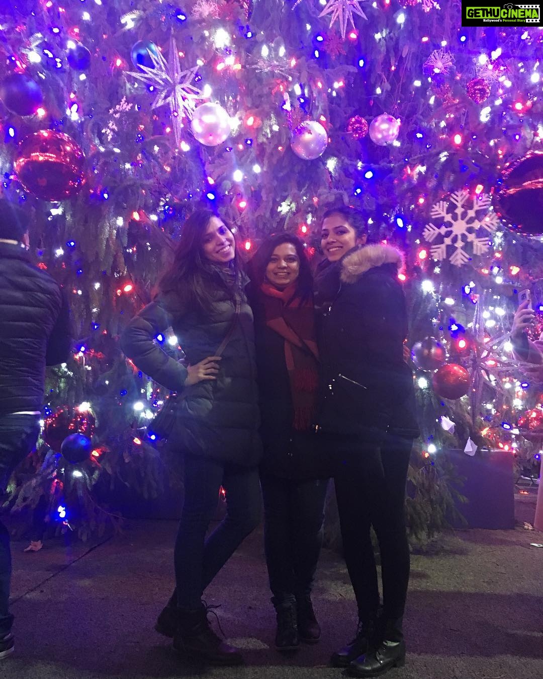 Malavika Mohanan Instagram - Merry Christmas from us to you ☃️🎄❤️🎉 #bffs #newyork #10yearsandgoingstrong Bryant Park, Manhattan