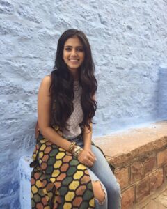 Malavika Mohanan Instagram - #throwback to one more snap from the commercial we shot for Mathrubhumi's 'Yatra' magazine! Can't wait for it to release! Of all the ads I've done so far, this one is my favourite❤️ Jodhpur