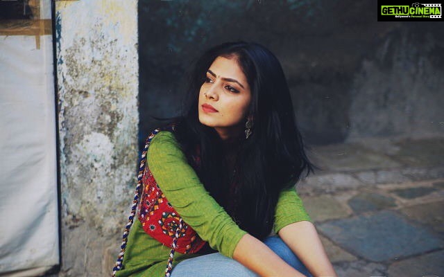 Malavika Mohanan Instagram - Have you seen the latest post on the blog? :) If you haven't, link in bio.