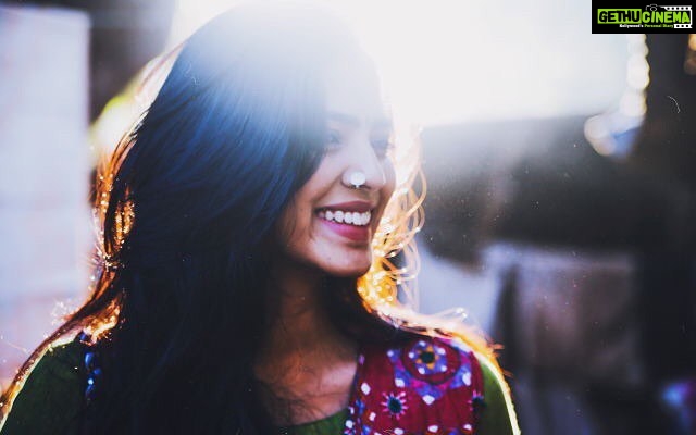 Malavika Mohanan Instagram - From the new post 💕 // Ajay clicked 💛