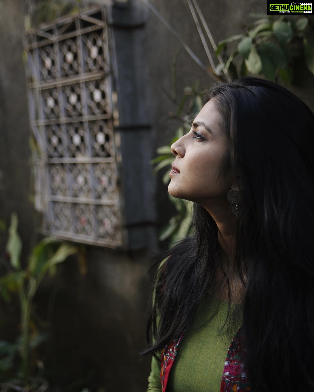 Malavika Mohanan Instagram - Snippet of the next post 💚