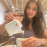 Malavika Mohanan Instagram – Ginger-turmeric tea seems to be the drink of the month ☕️🤷🏻‍♀️ #immunityup