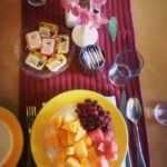 Malavika Mohanan Instagram – Freshly cut papaya, watermelon & pomegranate. Attempts at eating healthy.