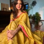 Malavika Mohanan Instagram - Happy Pongal to all my lovely people! ♥️ ✨ 🌾 @anavila_m