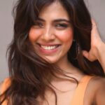 Malavika Mohanan Instagram - @reneeofficial adding glam to my eyes, cheeks and lips with the revolutionary FAB FACE stick ✨ Loving this 3-in-1 makeup stick that has become my go-to for looks that are convenient and professional, while being pocket-friendly! Just a single swipe to make every look complete 😍 Use code MALVIKA10 to get 10% off on www.reneecosmetics.in Also available onAmazon India, Flipkart, Myntra, Nykaa & more. #ReneeCosmetics #FabFace #3in1BeautyStick #EyesCheeksLips #Makeup #ad