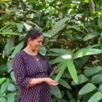 Malavika Mohanan Instagram - Some of my favourite moments from the last week ✨ 🤍🌱 🐅 🌳 ⛰