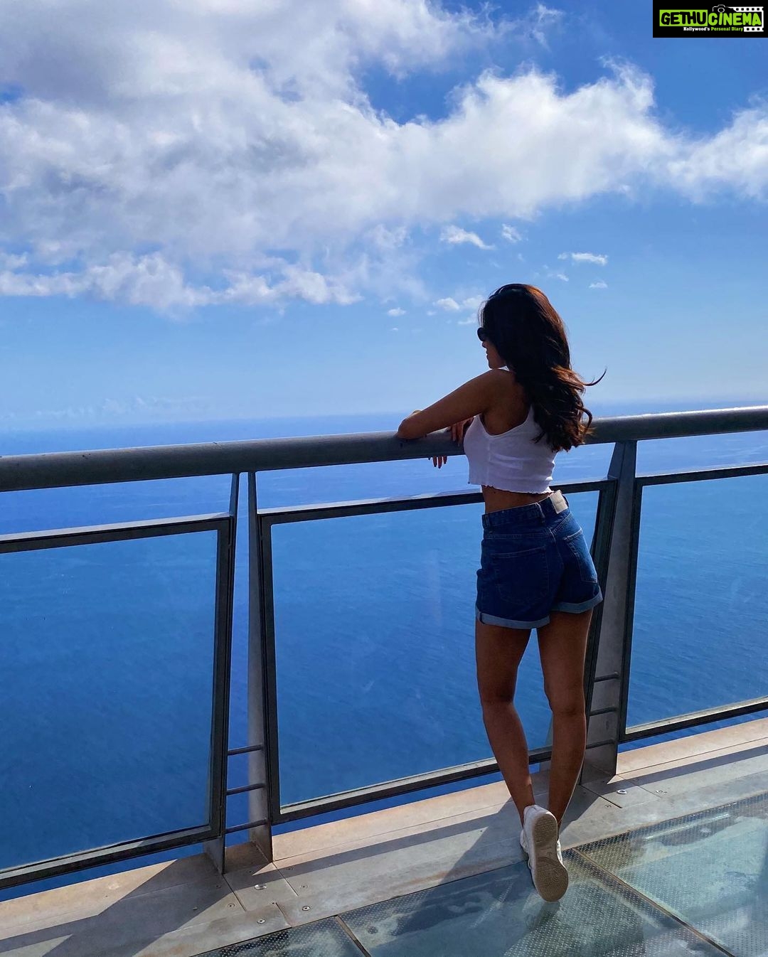 Malavika Mohanan Instagram - Endless skies & endless sea 🌊🤍 Madeira, Portugal