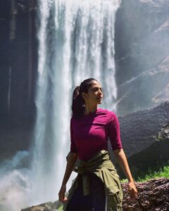 Malavika Mohanan Instagram - Explore. Preserve. Conserve 🌍♥️
#EarthDay