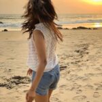 Malavika Mohanan Instagram – It’s a beautiful world 🌍♥️
#WorldEnvironmentDay