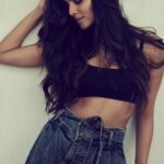 Malavika Mohanan Instagram - Baggy jeans for the win always 🦥 . . Lots of love to this A-team! 📸 @vaishnavpraveen @thehouseofpixels Styled by @mohitrai Assisted by @tarangagarwal_official Makeup @nittigoenka Hair @rohit_bhatkar Public Relations @theitembomb 👖 @dhruvkapoor @outhousejewellery