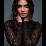 Malavika Mohanan Instagram - 🖤 @yash_v_bhadauria • @theitembomb • @artcantbebothered • @makeupartistkarishmabajaj • @nishisingh_muah