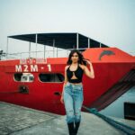 Malavika Mohanan Instagram - Boat & Boots 🚢🖤 Which one do you like the most? ☺️ 📸 @bharat_rawail Style @sheefajgilani Makeup @makeupbyanighajain Hair @mamta_kadam_ Public Relations @theitembomb