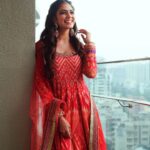 Malavika Mohanan Instagram - Happy Diwali ♥️✨💫 All the love for the ‘Master’ teaser definitely made this Diwali a lot more special 🥰
