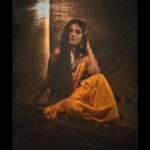 Malavika Mohanan Instagram - Playing muse to @rohanshrestha 🧡 . . @artcantbebothered • @nittigoenka • @the.mad.hair.scientist • @theitembomb
