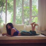 Malavika Mohanan Instagram - Found my new comfort clothing 💕 #goingbacktomyroots #veshti #veshtilove