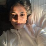 Malavika Mohanan Instagram - Mood: Nehru kurta + Vitamin D ☀️🤍 Home Sweet Home ❤