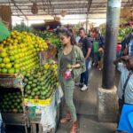 Malavika Mohanan Instagram - Sugar, spice and everything nice 🤓 Local shopping before the big safari trip! 🍍🍇🍊 #Africa #Tanzania 📸 @ripanshijain Arusha, Tanzania