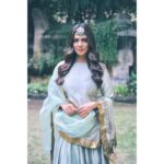 Malavika Mohanan Instagram - आदाब 🌷 . . Still gushing over this gorgeous look @triparnam put together for Diwali last week. @raw_mango you are just ♥️ . . Photographs • @harshjanii Hair • @the.mad.hair.scientist Makeup • @nidhitopiwala PR • @theitembomb Jewelry • @aquamarine_jewellery