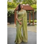 Malavika Mohanan Instagram - Today for #thalapathy64 pooja 💕🙏🏻✨ . . Saree•• @ri_ritukumar Stylist•• @triparnam PR•• @theitembomb Necklace•• @aquamarine_jewellery Makeup•• @makeupartistkarishmabajaj Hair•• @mayurinalli_h_mua Photographs•• @kiransaphotography