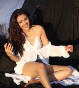 Malvika Sharma Instagram - Be brave 😁
Be silly 😵‍💫
Be your own magic 🪄 
Be present 🌟
Be full of surprises 💝 
Be adventurous 💃🏻
Be kind 😬
Be free 🧚🏼‍♀️
Be you 💫
P.S. Don’t forget to laugh today! 😛😁
📸 @faizialiphotography