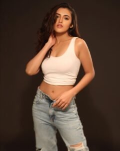 Malvika Sharma Instagram - 📸 @faizialiphotography 
Make up @makeup_asfaque