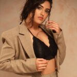 Malvika Sharma Instagram - 📸 @faizialiphotography Make up @makeup_asfaque Hair @sunny_hairr