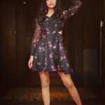 Mamta Mohandas Instagram – Little Black Dress & Those Mary Janes..

Called me Dolled up yet? 

HMU @renjurenjimar @sudhiar.hairandmakeup 
📸 @pranavraaaj 

#fashion #style #black #doll #instagood #instafashion