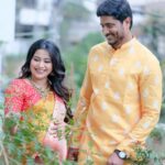 Manali Rathod Instagram - Love. Auspicious. Joy. All the three captured in one frame. 💛 . Muse : @i_manalirathod . Outfit : @gracenewdesigners Jewellery : @mspinkpantherjewel MUA : @makeoversbyhayath Hair styling : @hair_stylemaker . . . . . . . . . #couple #coupleshoot #maternityshoot #maternityphotography #maternityphotoshoot #maternity #babyshower #babyshowershoot #pregnancy #pregnancyshoot #cutiepiestories