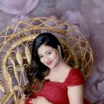 Manali Rathod Instagram - There is no better feeling than the movement of life inside you❤️❤️ My outfit Designer: @you_we_colors_by_lucky Vijjith designer: @gracenewdesigners Makeup: @makeoversbyhayath Hair : @hair_stylemaker Photography: @cutiepiestories Jewellery: @mspinkpantherjewel