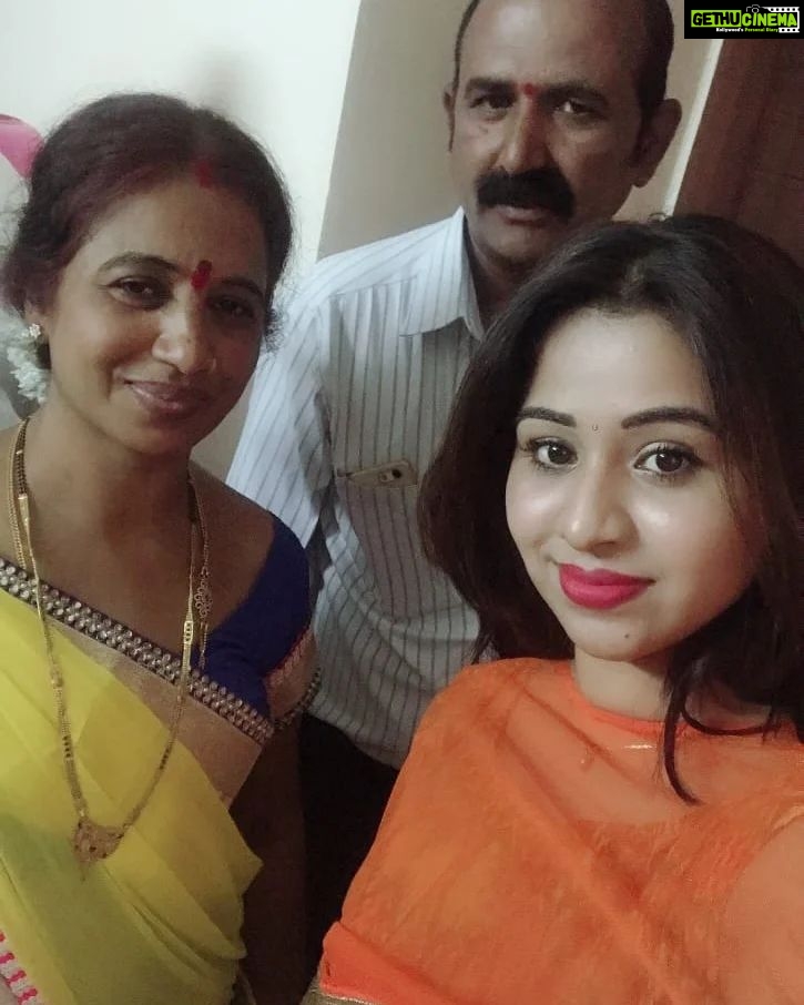 Manali Rathod Instagram - “I have always found a friend in you. I have always found a mentor in you because you make the best dad in the world. Happy Father’s Day to you pappa