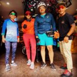 Manisha Koirala Instagram - Met some serious #adventuresports enthusiasts of #Nepal in interesting lane of #thamel area..#cycling #morningroutine #ktmcity