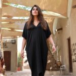 Meera Nandan Instagram - All black all the time 🖤 #dubaisummers Dubai, United Arab Emiratesدبي