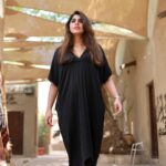 Meera Nandan Instagram - All black all the time 🖤 #dubaisummers Dubai, United Arab Emiratesدبي