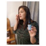 Meghana Raj Instagram – Here is a travel friendly vitamin c serum in very affordable range by @ishal_naturalz
This is one of my personal favourite, glides on the skin flawlessly. The best part is, it’s completely natural. Grab this wonderful vitamin c serum to reduce pigmentation and to get the natural glow. Order exclusively @ishal_naturalz