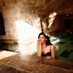 Mehrene Kaur Pirzada Instagram – 🧜‍♀️ 

#throwback #cappadocia 🇹🇷 Cappadocia / Kapadokya